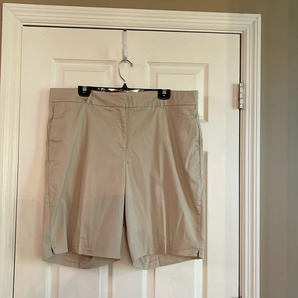 Ann Taylor Khaki Walking Shorts